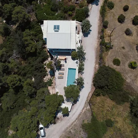 Aeria - 5br, Sea View & Heated Pool I Luxury